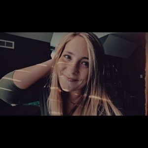 Meet your Posher, Katelynn